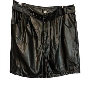 OPPA! Faux Leather Women's Belted Shorts Size 2X Black